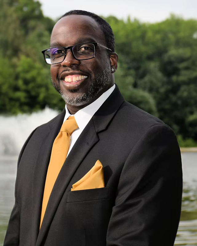 Photo of Dr. Keith Pettiford